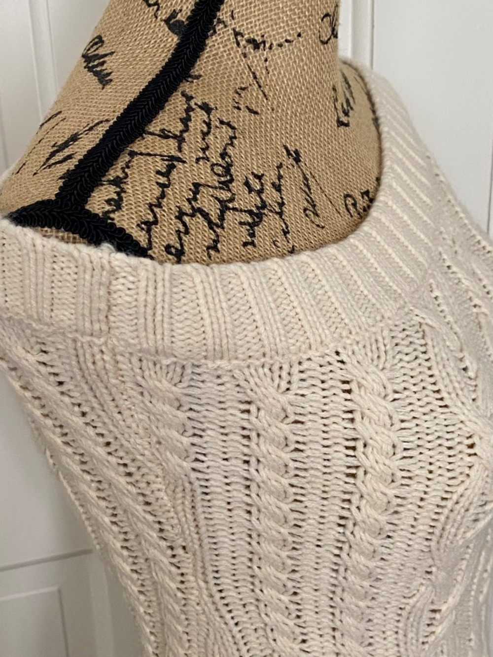 Off-the-Shoulder Neckline Cream-colored Cable Knit Sweater Dress. Small. Tags. - Picture 4 of 13
